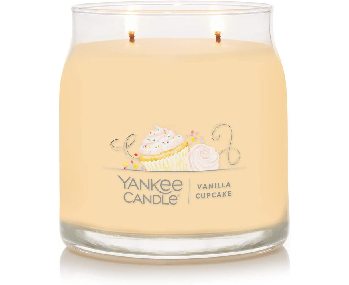Vanilla Cupcake | Yankee Candle
