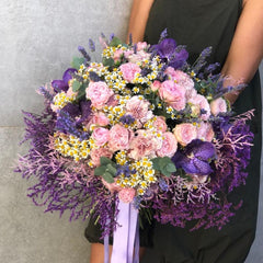 🌸 Bouquet by Angela: L’Arte dei Colori 🌸